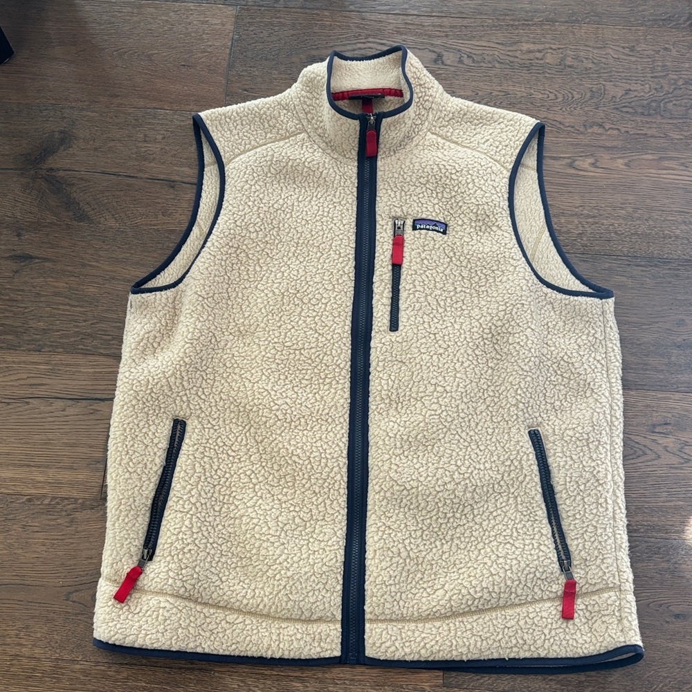 Patagonia Cream Sherpa with Red Accents